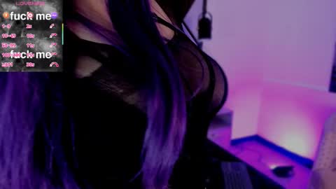 Reven  online show from December 5, 2025, 8:05 pm