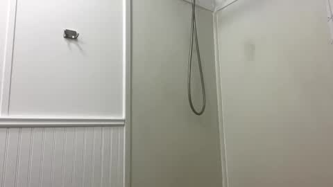 Snapshot of rey460 chatting on October 2, 2025, 2:13 pm rey460 online show from October 2, 2025, 2:13 pm