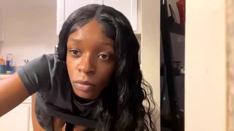 reynaxx2cumin online show from December 18, 2024, 5:48 am