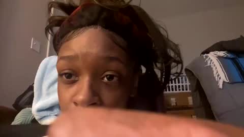 reynaxx2cumin online show from January 9, 2025, 5:55 am