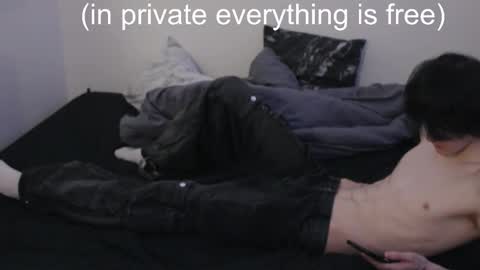 Snapshot of reyreyclub chatting on February 7, 2025, 7:50 am reyreyclub online show from February 7, 2025, 7:50 am