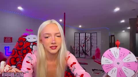 ria  online show from September 25, 2025, 3:32 am