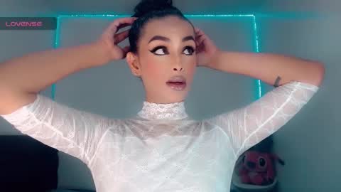 Snapshot of riannagarcia_ chatting on November 4, 2025, 3:38 am Rianna Garcia online show from November 4, 2025, 3:38 am