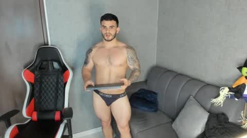 ricardogonzalez666 online show from February 27, 2025, 8:53 pm