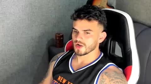 ricardogonzalez666 online show from September 21, 2025, 5:47 pm