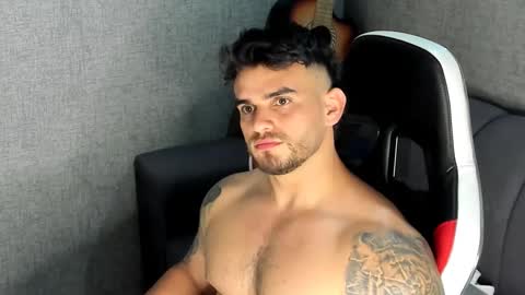 ricardogonzalez666 online show from September 26, 2025, 12:36 am