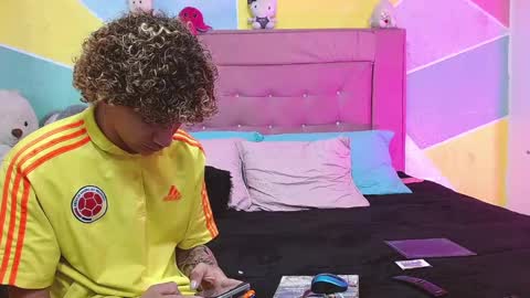 Snapshot of rich_de_la_rosa chatting on February 13, 2025, 1:08 am rich and kitty online show from February 13, 2025, 1:08 am