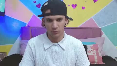 Snapshot of rich_de_la_rosa chatting on September 15, 2025, 2:33 am rich and kitty online show from September 15, 2025, 2:33 am