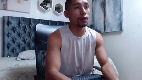 richar_voller online show from October 24, 2025, 11:17 am