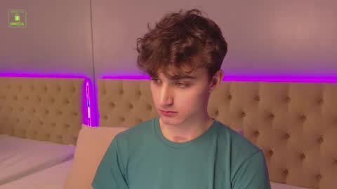 Snapshot of richard_steele_hot chatting on November 4, 2025, 3:22 pm Richard online show from November 4, 2025, 3:22 pm