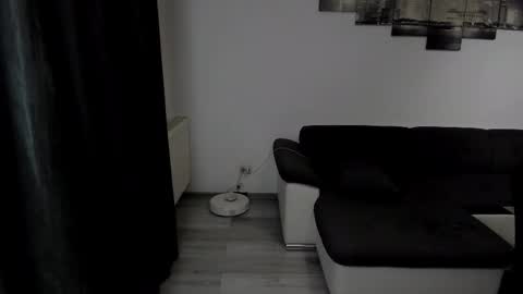 RichardDarell online show from October 28, 2025, 5:33 am