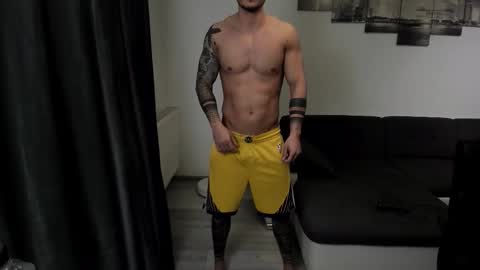 RichardDarell online show from November 11, 2025, 5:07 am