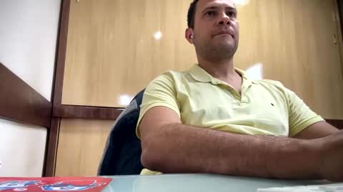 Rick Arian online show from November 14, 2025, 3:22 pm