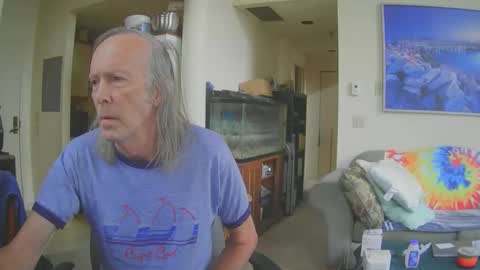 rickl56 online show from November 3, 2025, 4:52 pm