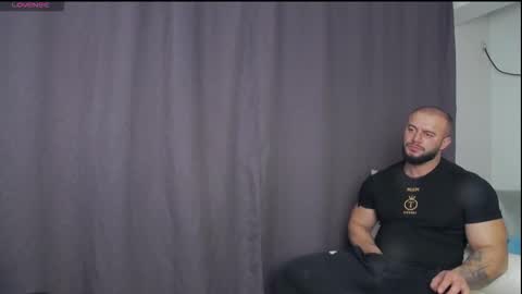 Snapshot of rickymiami1 chatting on November 14, 2025, 6:39 pm rickymiami1 online show from November 14, 2025, 6:39 pm