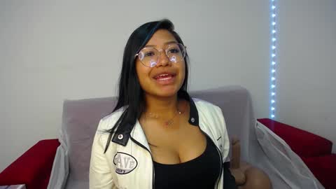 milena online show from February 3, 2025, 3:20 am