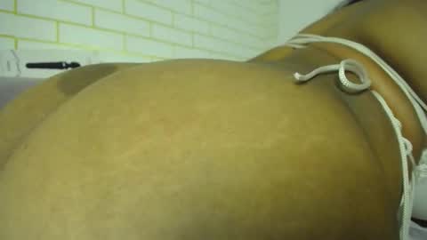 milena online show from November 24, 2025, 3:28 am