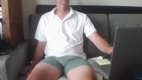 ridemehigh1 online show from October 13, 2025, 4:51 pm