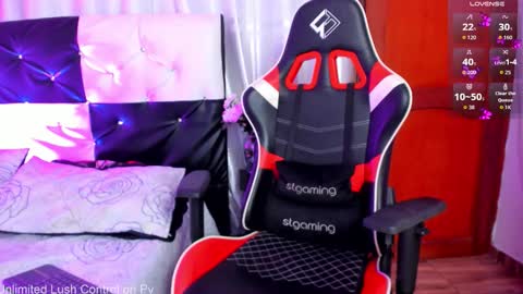 Snapshot of riley_black chatting on September 10, 2025, 4:40 pm Bela online show from September 10, 2025, 4:40 pm