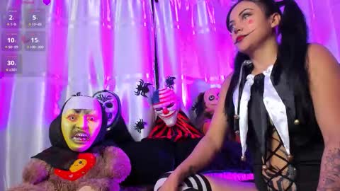 Snapshot of riley_black chatting on October 31, 2025, 11:44 am Bela online show from October 31, 2025, 11:44 am