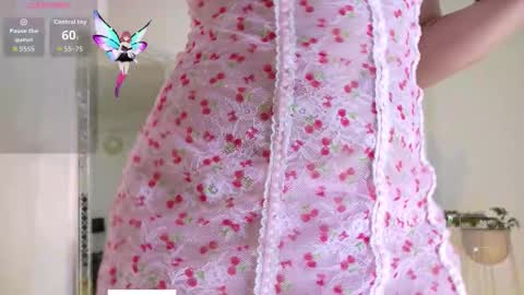 Snapshot of riley_skye_ chatting on September 8, 2025, 6:40 pm RAILEY online show from September 8, 2025, 6:40 pm