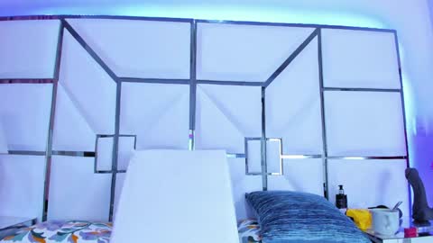 Snapshot of rileysweett chatting on February 6, 2025, 2:37 pm Riley online show from February 6, 2025, 2:37 pm