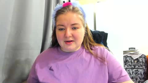 Snapshot of rina16 chatting on November 7, 2025, 5:07 am rina16 online show from November 7, 2025, 5:07 am