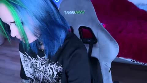   DianaBrite            fansl y online show from September 16, 2025, 1:12 pm