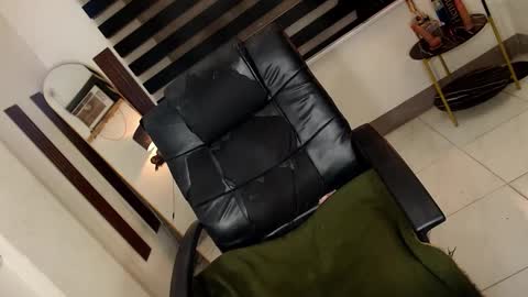 Snapshot of ririmoorets chatting on February 26, 2025, 9:05 pm riri online show from February 26, 2025, 9:05 pm