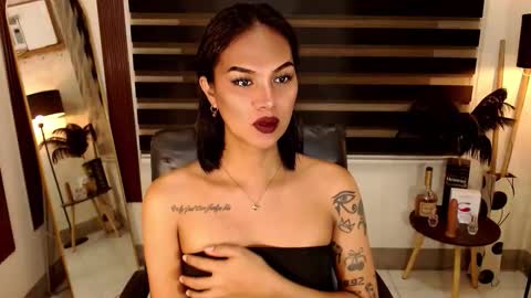 Snapshot of ririmoorets chatting on November 29, 2025, 10:07 am riri online show from November 29, 2025, 10:07 am