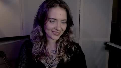 Snapshot of risha_laass chatting on December 6, 2024, 10:52 pm risha_laass online show from December 6, 2024, 10:52 pm