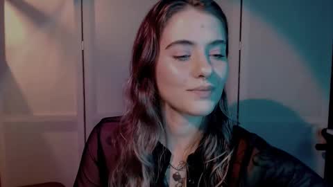 Snapshot of risha_laass chatting on December 18, 2024, 5:31 pm risha_laass online show from December 18, 2024, 5:31 pm