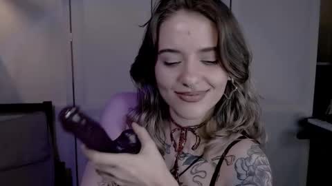 Snapshot of risha_laass chatting on December 22, 2024, 7:21 pm risha_laass online show from December 22, 2024, 7:21 pm