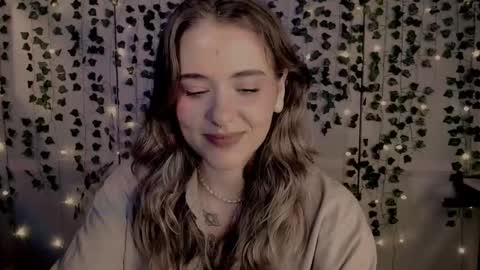 Snapshot of risha_laass chatting on February 8, 2025, 8:10 pm risha_laass online show from February 8, 2025, 8:10 pm