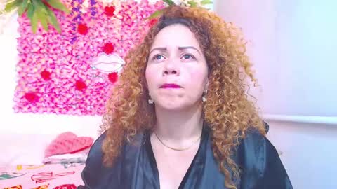 Snapshot of risitos_de_oro_ chatting on September 28, 2025, 6:46 pm Risitos De Oro online show from September 28, 2025, 6:46 pm