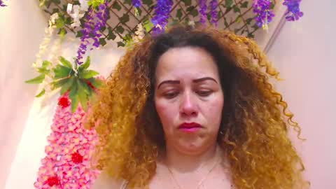 Snapshot of risitos_de_oro_ chatting on December 13, 2025, 7:53 pm Risitos De Oro online show from December 13, 2025, 7:53 pm