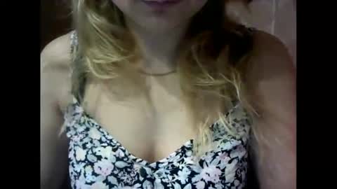 RiveraMaureen online show from November 13, 2025, 10:36 am