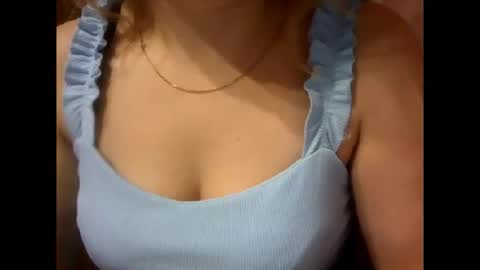 RiveraMaureen online show from November 24, 2025, 9:14 pm