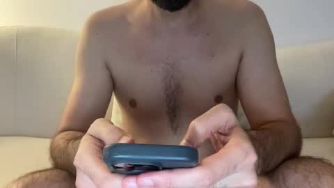 Snapshot of rlggggn42 chatting on October 4, 2025, 6:39 pm rlggggn42 online show from October 4, 2025, 6:39 pm