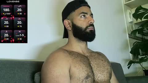 SebasRoa online show from December 7, 2024, 6:48 pm