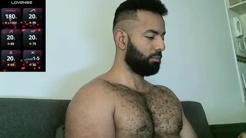 SebasRoa online show from January 17, 2025, 3:11 pm