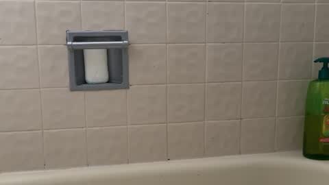 roarmance1 online show from September 9, 2025, 7:57 pm