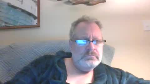 Snapshot of rob872217 chatting on January 17, 2025, 1:03 pm rob872217 online show from January 17, 2025, 1:03 pm