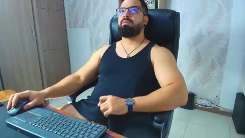 Snapshot of robby_k chatting on November 13, 2025, 6:34 am Robby online show from November 13, 2025, 6:34 am