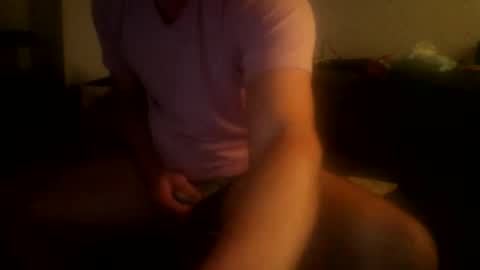 Snapshot of robef12 chatting on October 12, 2025, 5:34 pm robert online show from October 12, 2025, 5:34 pm