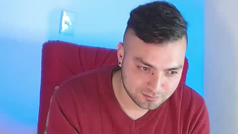 Snapshot of robert_leroy chatting on February 2, 2025, 10:46 am Stiven - online show from February 2, 2025, 10:46 am