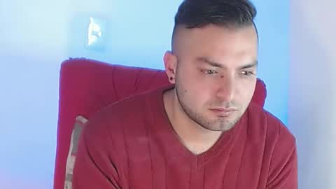 Snapshot of robert_leroy chatting on February 2, 2025, 7:57 pm Stiven - online show from February 2, 2025, 7:57 pm