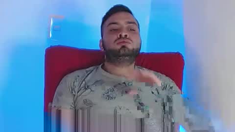 Snapshot of robert_leroy chatting on February 13, 2025, 3:24 pm Stiven - online show from February 13, 2025, 3:24 pm