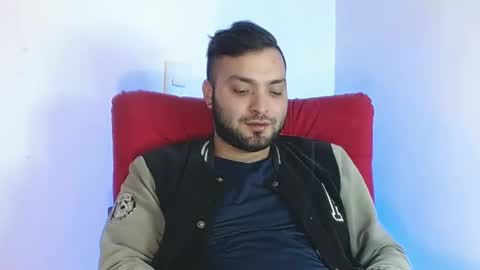 Snapshot of robert_leroy chatting on February 19, 2025, 11:57 pm Stiven - online show from February 19, 2025, 11:57 pm