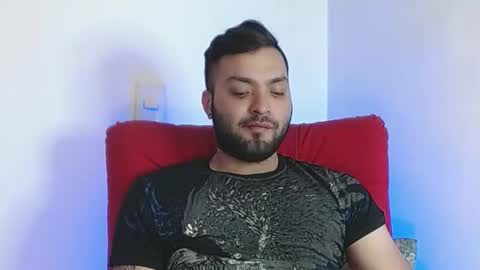 Snapshot of robert_leroy chatting on February 24, 2025, 6:38 am Stiven - online show from February 24, 2025, 6:38 am